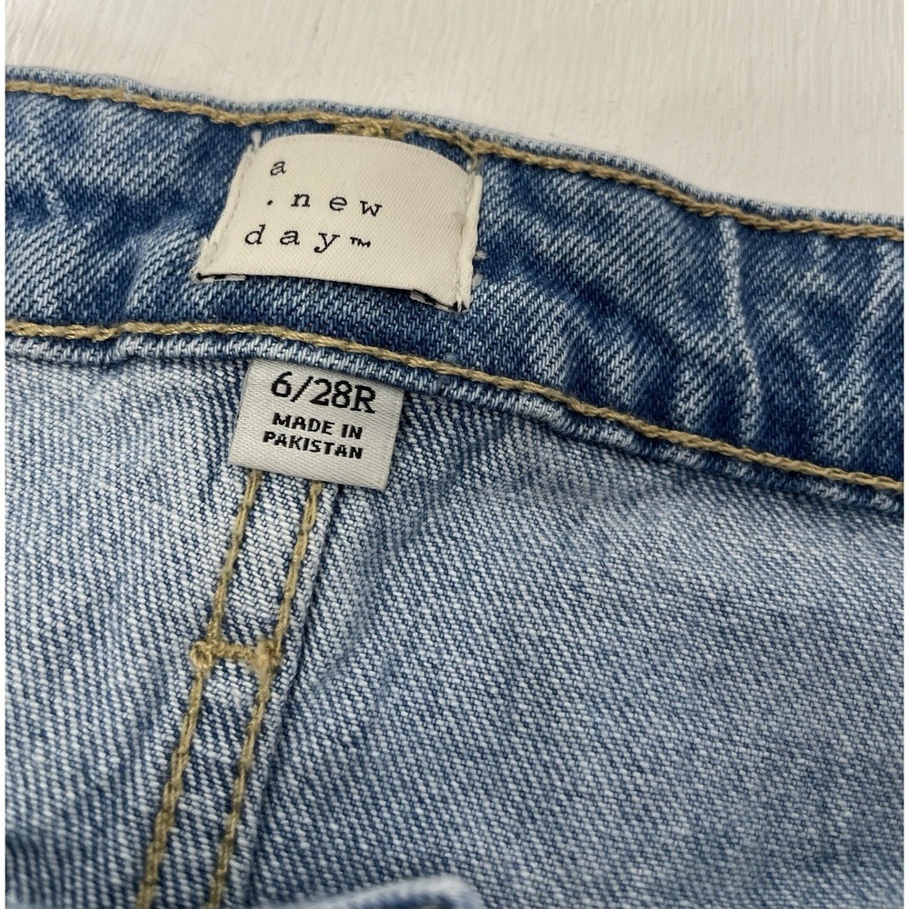 a new day barrel jeans blue denim cropped Women's Size 6 28R Soft Stretch FP - Picture 3 of 16